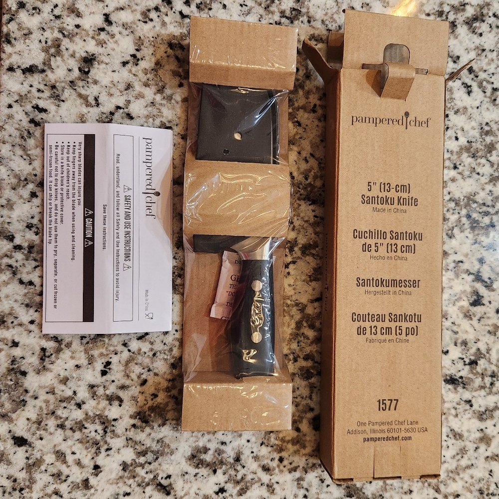 NEW Pampered Chef Santoku knife